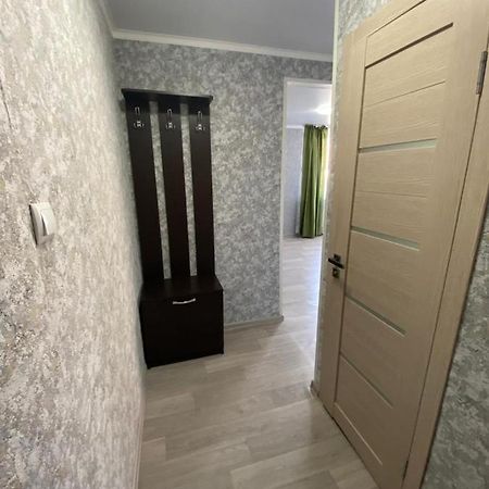 Palitra Apartment Petropavlovsk Exterior foto
