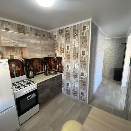 Palitra Apartment Petropavlovsk Exterior foto