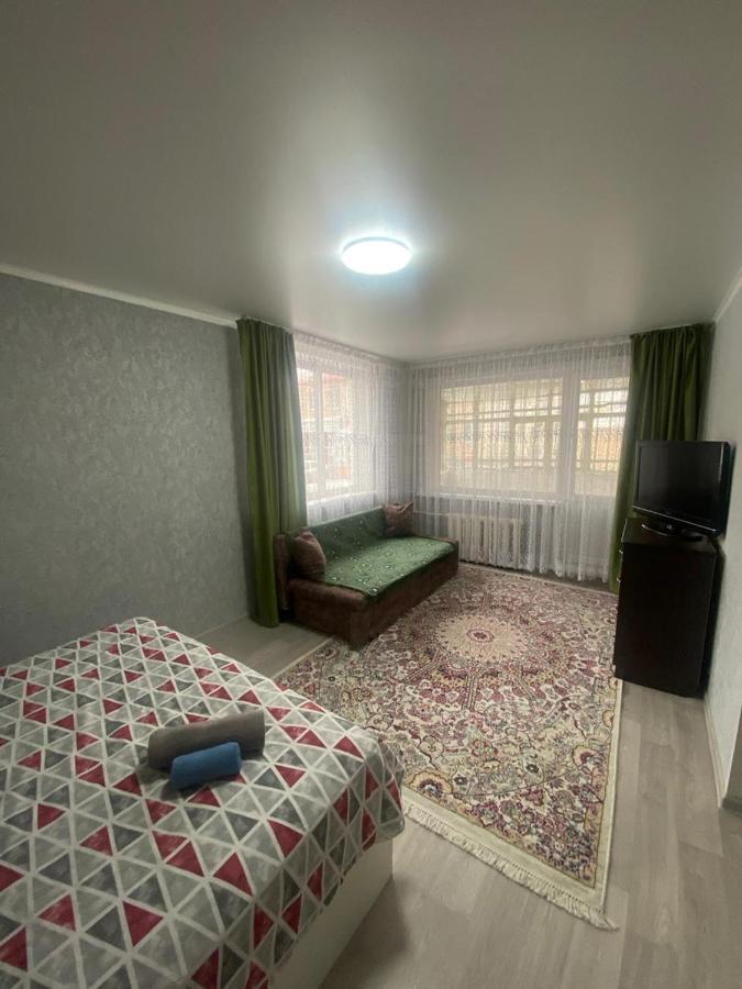 Palitra Apartment Petropavlovsk Exterior foto
